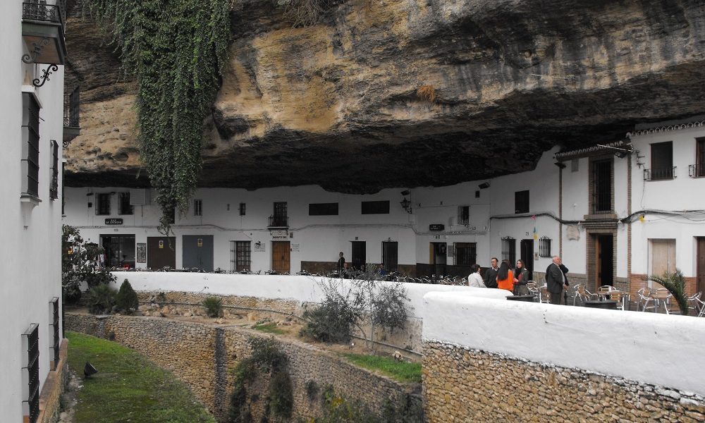 Setenil de las Bodegas