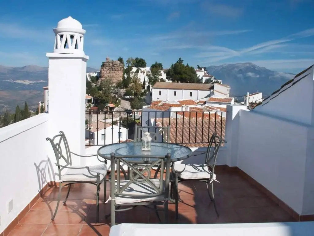 Casa bella e confortevole a Comares.