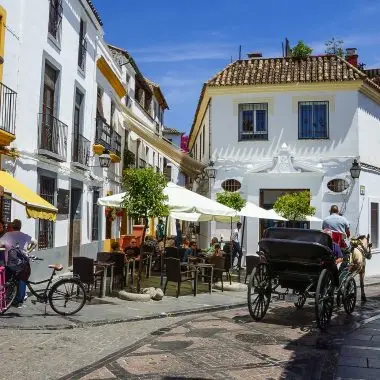 Assapora le tapas e la vita del posto